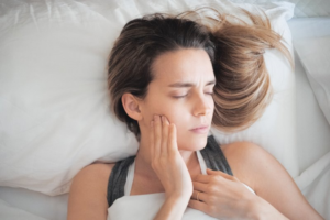 patient suffering from a toothache 